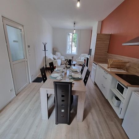 L Essentiel Gite Pour 6 Personnes Sireuil  Exterior foto